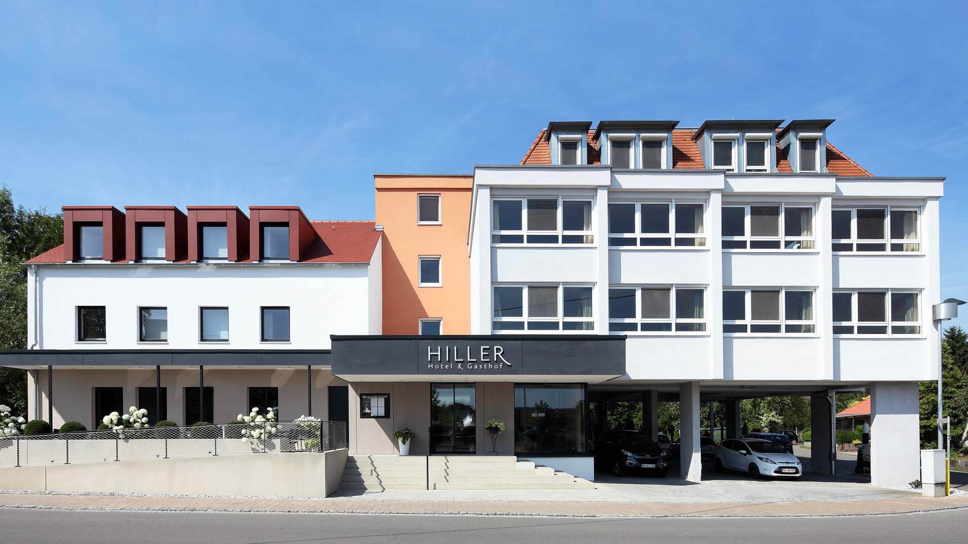 Außenansicht – Hotel Hiller in Abstatt