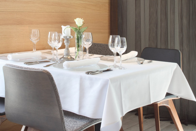 14 RESTAURANTS IN 8400 UND UMGEBUNG AUF DER KARTE FINDEN intelligence overview